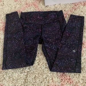 Lululemon leggings SZ 6 NWOT